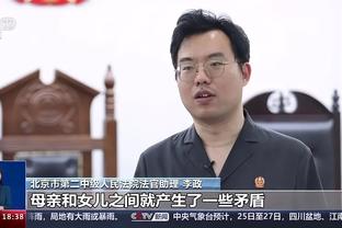 罗体：阿切尔比双手指天落泪悼念，马扎里不敢相信里瓦已去世